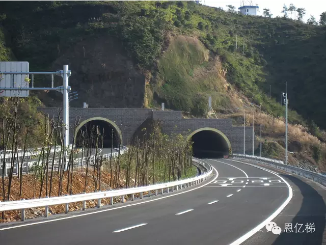 ���|��UPS�Դ�И�(bi��o)���������������B(y��ng)�o(h��)�C(j��)늹���